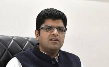 आवश्यक वस्तुओं को पर्याप्त मात्रा में स्टॉक की उपलब्धता सुनिश्चित करवाएं अधिकारी-दुष्यंत चौटाला