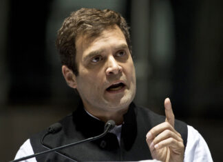 नरेंद्र मोदी कांग्रेस की, जवाहरलाल नेहरू की बात करते हैं,मूल मुद्दों की बात नहीं करते-राहुल गांधी