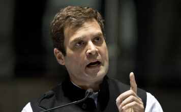 नरेंद्र मोदी कांग्रेस की, जवाहरलाल नेहरू की बात करते हैं,मूल मुद्दों की बात नहीं करते-राहुल गांधी