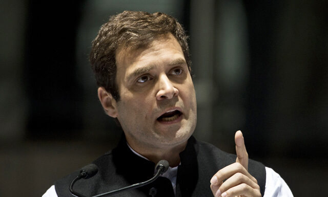 नरेंद्र मोदी कांग्रेस की, जवाहरलाल नेहरू की बात करते हैं,मूल मुद्दों की बात नहीं करते-राहुल गांधी