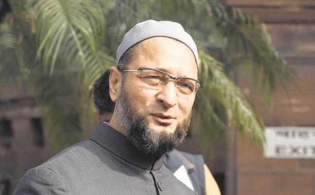 ‘100 पर भारी…’ वाले बयान पर एआईएमआईएम वारिस पठान से मांगेगी जवाब