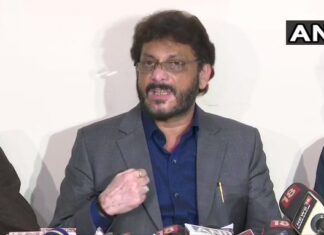 ’15 करोड़ सौ पर भारी’ बयान पर वारिस पठान ने मांगी माफी