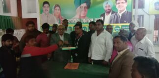 दुष्यंत चौटाला के आश्वासन के बाद चंडीगढ़ पहुंचे फरीदाबाद के झुग्गीवासी