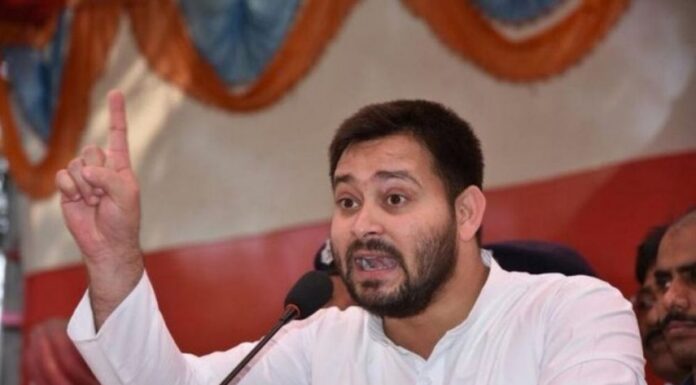 विपक्ष के नेता और राजद के मुख्यमंत्री पद के उम्मीदवार तेजस्वी यादव ने बेरोज़गारी हटाओ यात्रा पर जाने की घोषणा की