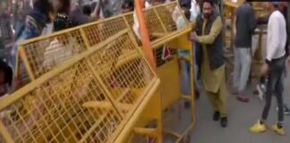 दो गुट में बंटे प्रदर्शनकारी, 70 दिन बाद कालिंदी कुंज से 9 नंबर रास्ता नोएडा के लिए खुला