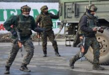 जम्मू-कश्मीर के पुलवामा में सुरक्षा बलों संग हुई मुठभेड़ में 3 आतंकी ढेर