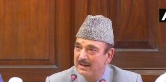 कांग्रेस नेता गुलाम नबी आजद और आनंद शर्मा ने देश के मौजूदा हालात पर चर्चा के लिए राज्यसभा में दिया नोटिस