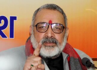 शाहीन बाग में देश के खिलाफ साजिश,आत्मघाती हमलावरों के जत्थे बनाए जा रहे हैं-गिरिराज सिंह BJP