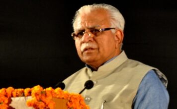 हरियाणा के मुख्यमंत्री मनोहर लाल ने आज गुरुग्राम के सेक्टर 28 में कैमरा म्यूजियम का अवलोकन किया