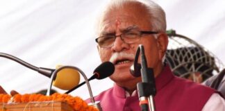 हरियाणा के मुख्यमंत्री मनोहर लाल 23 फरवरी 2020 को पलवल के हथीन शहर की अनाज मंडी में प्रगति रैली