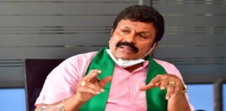 कर्नाटक के कृषि मंत्री ने आत्महत्या करने वाले किसानों को बताया कायर, कांग्रेस ने की माफी की मांग