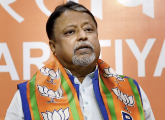 TMC ने बीजेपी नेता मुकुल रॉय की फोन कॉल जारी की, चुनाव आयोग को प्रभावित करने की बात