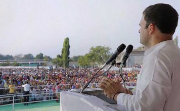एक अमीर लोगों का, दूसरा आम जनता का , गुजरात मॉडल में दो भारत-राहुल गांधी