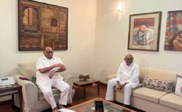 बीजेपी कोई काम नहीं कर रही, विपक्ष को साथ लाना है, शरद पवार से मिले नीतीश कुमार